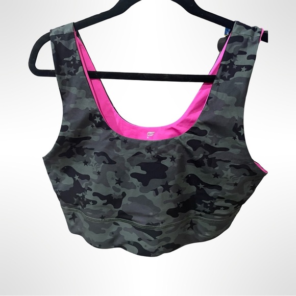Fabletics reversable Camo Print Sports Bra - Picture 3 of 4